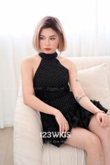 Tóc bob ngắn siêu da LACE - Hai mái dài - Vàng tây chân đen 31237