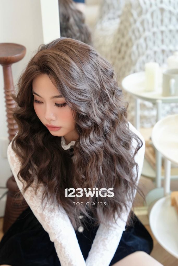 Tóc giả siêu da Lace - Xoăn rối phồng - Mái bay - Nâu hạt dẻ - 51260