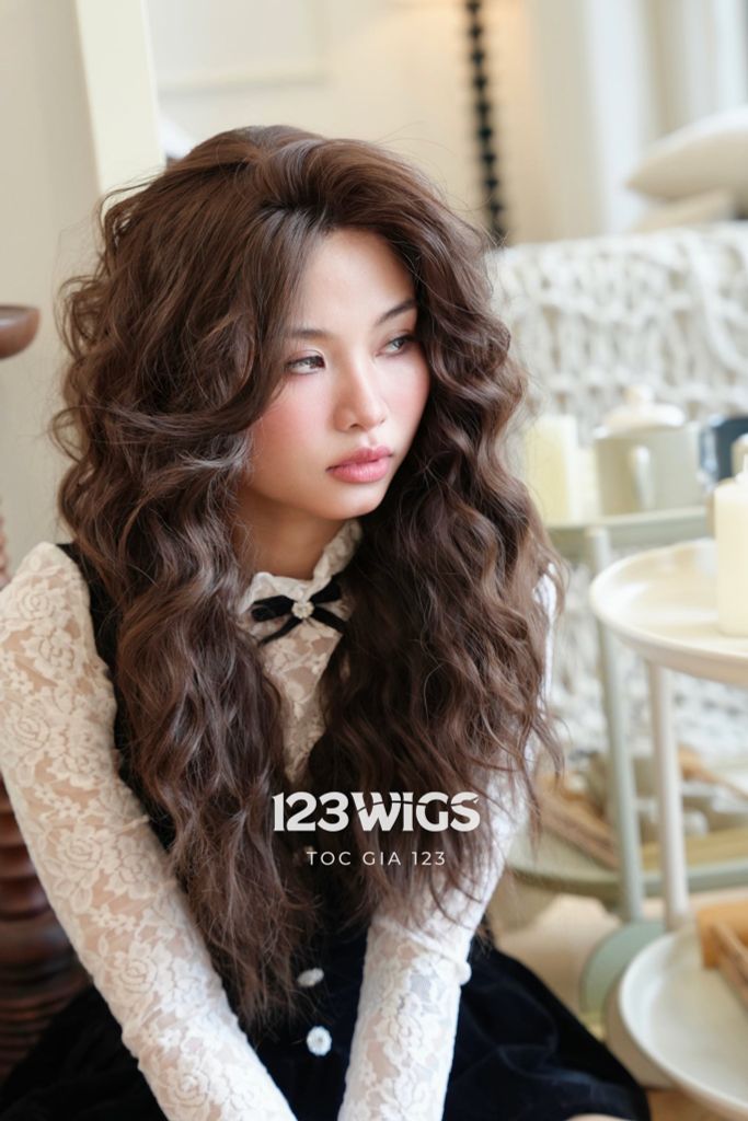Tóc giả siêu da Lace - Xoăn rối phồng - Mái bay - Nâu hạt dẻ - 51260