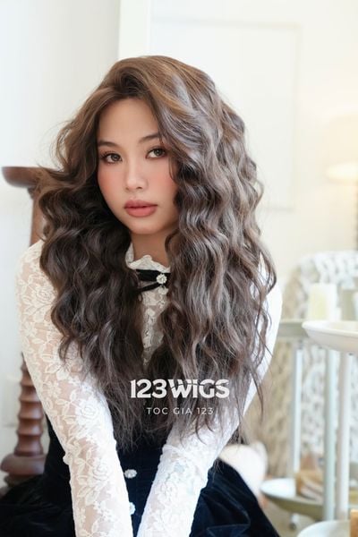 Tóc giả siêu da Lace - Xoăn rối phồng - Mái bay - Nâu hạt dẻ - 51260