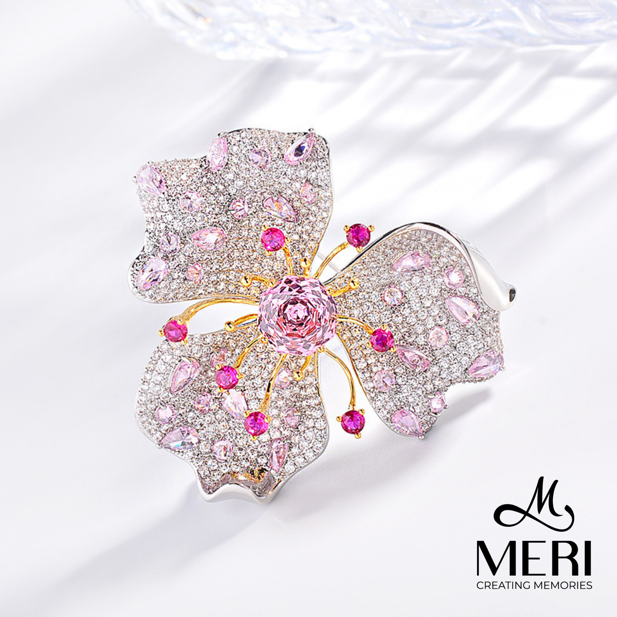  Cài áo Luminous Bloom 