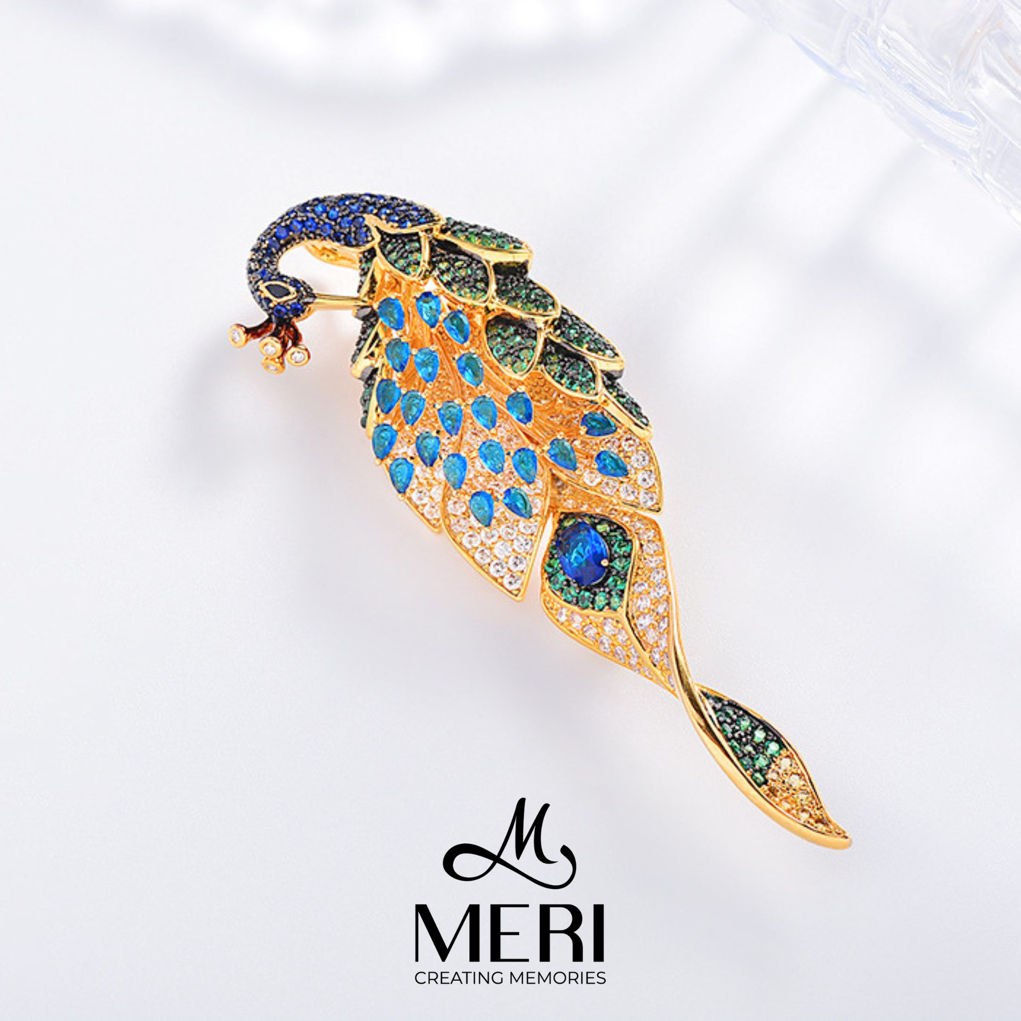  Cài áo Peacock Splendor 