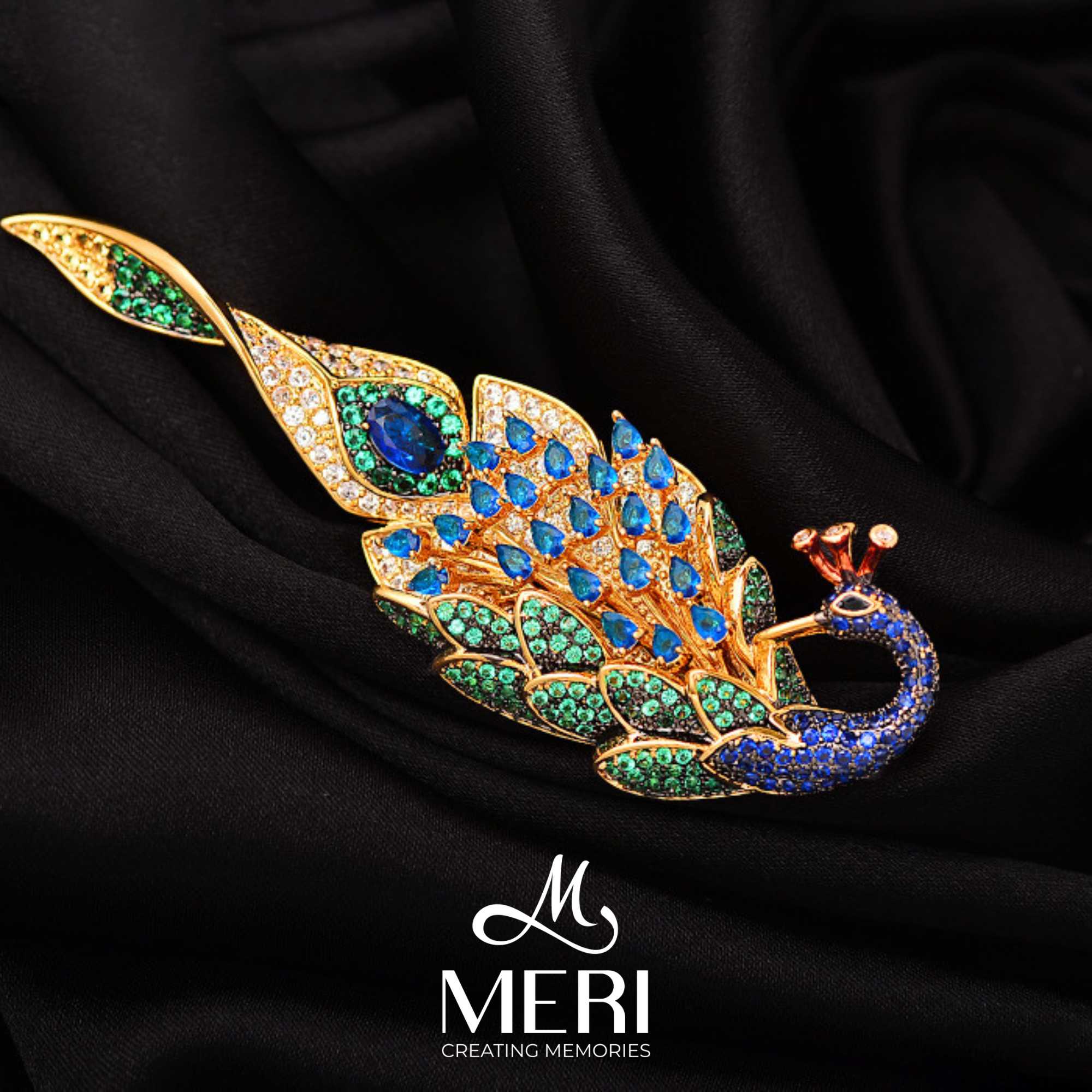  Cài áo Peacock Splendor 