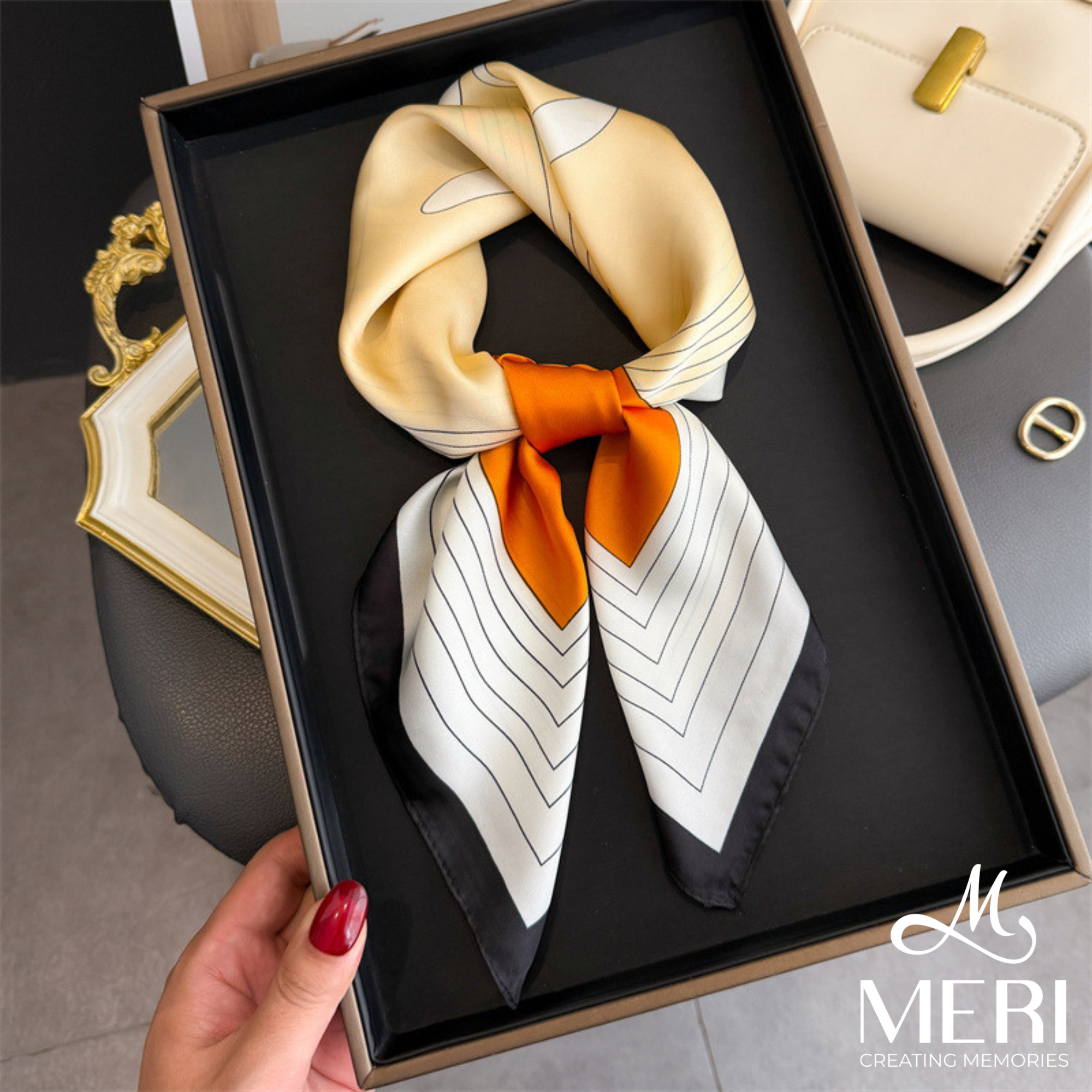  Khăn choàng Amber Lines 