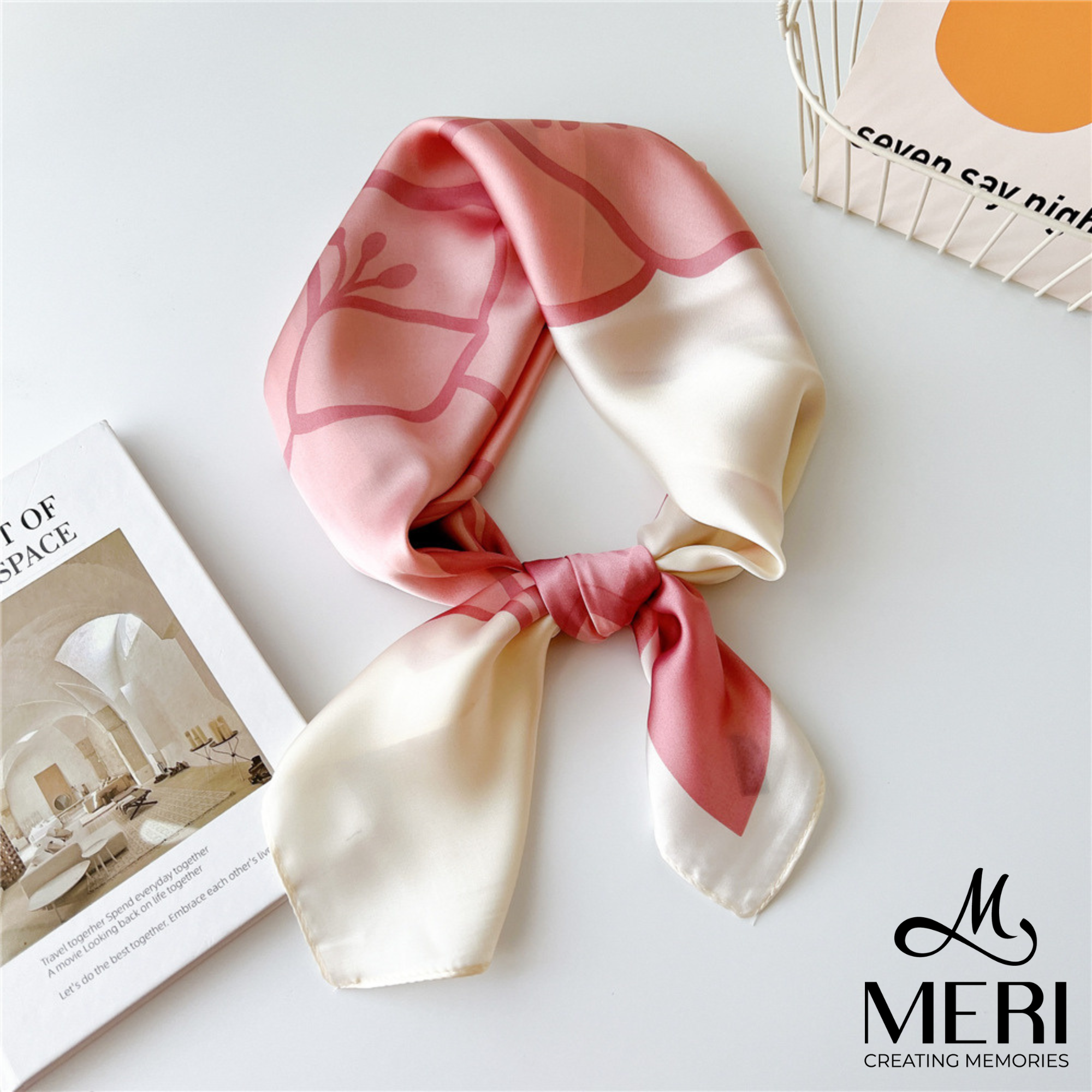  Khăn choàng Gentle Blossom 