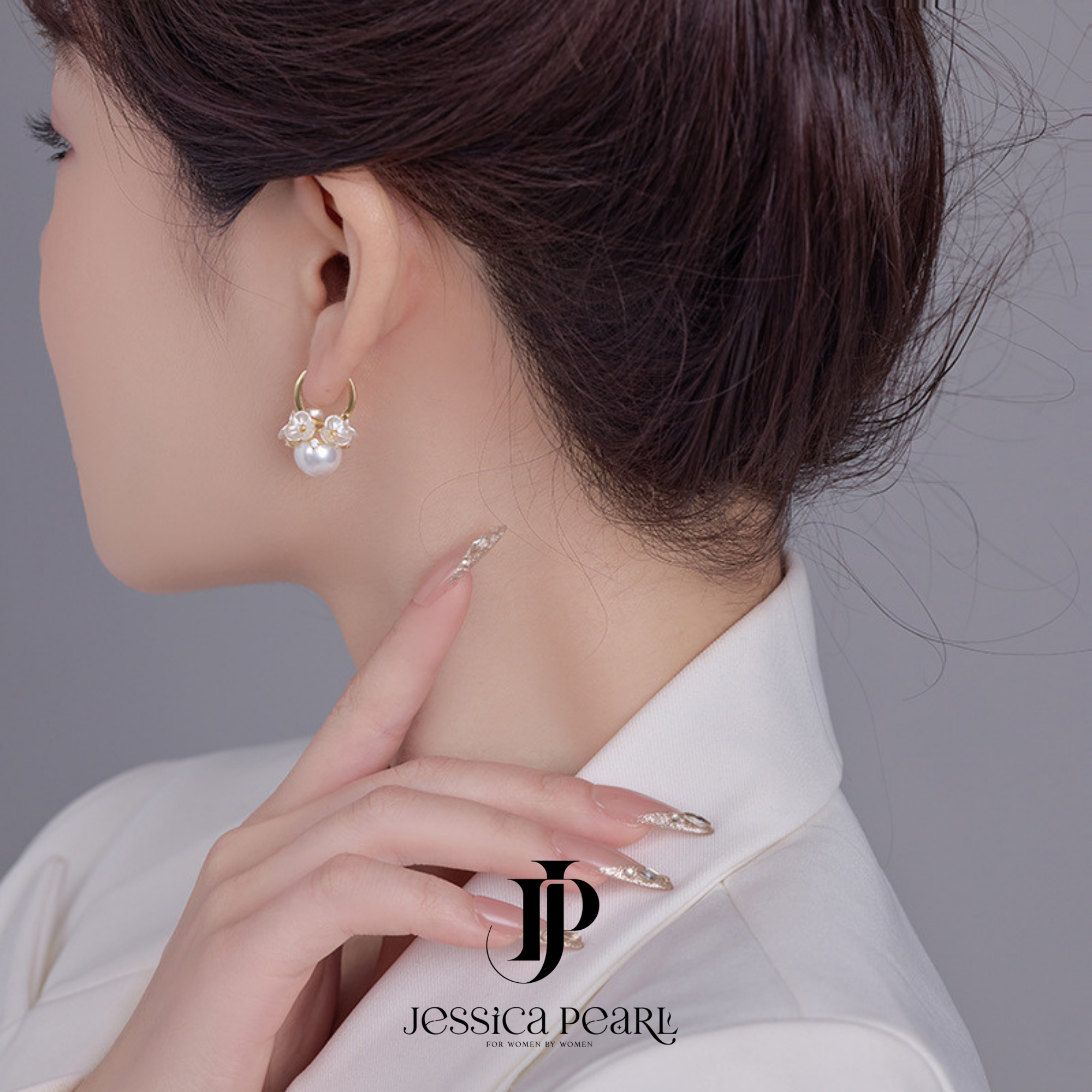  Khuyên tai nữ Petite Flower 