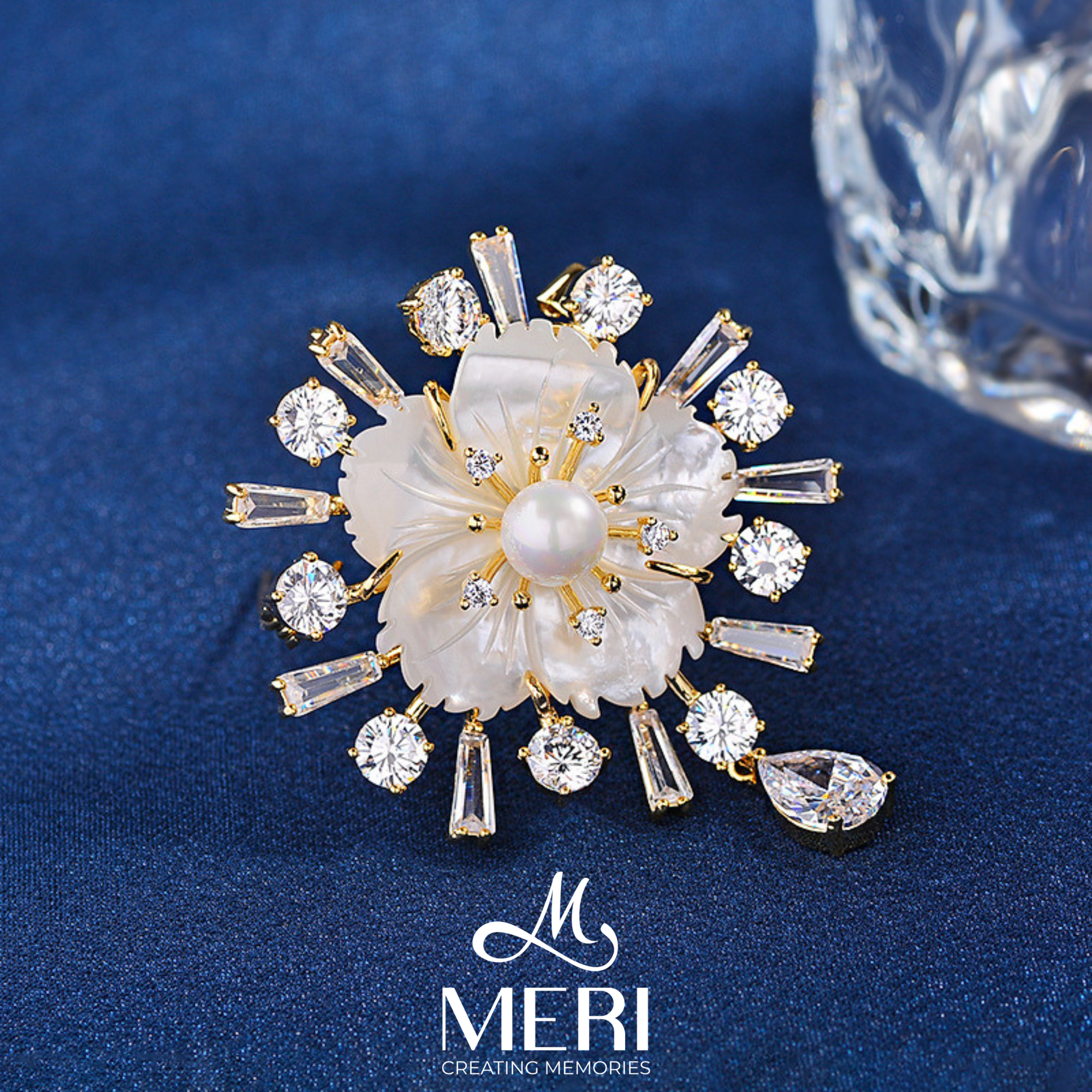  Cài áo Pearl Radiance 