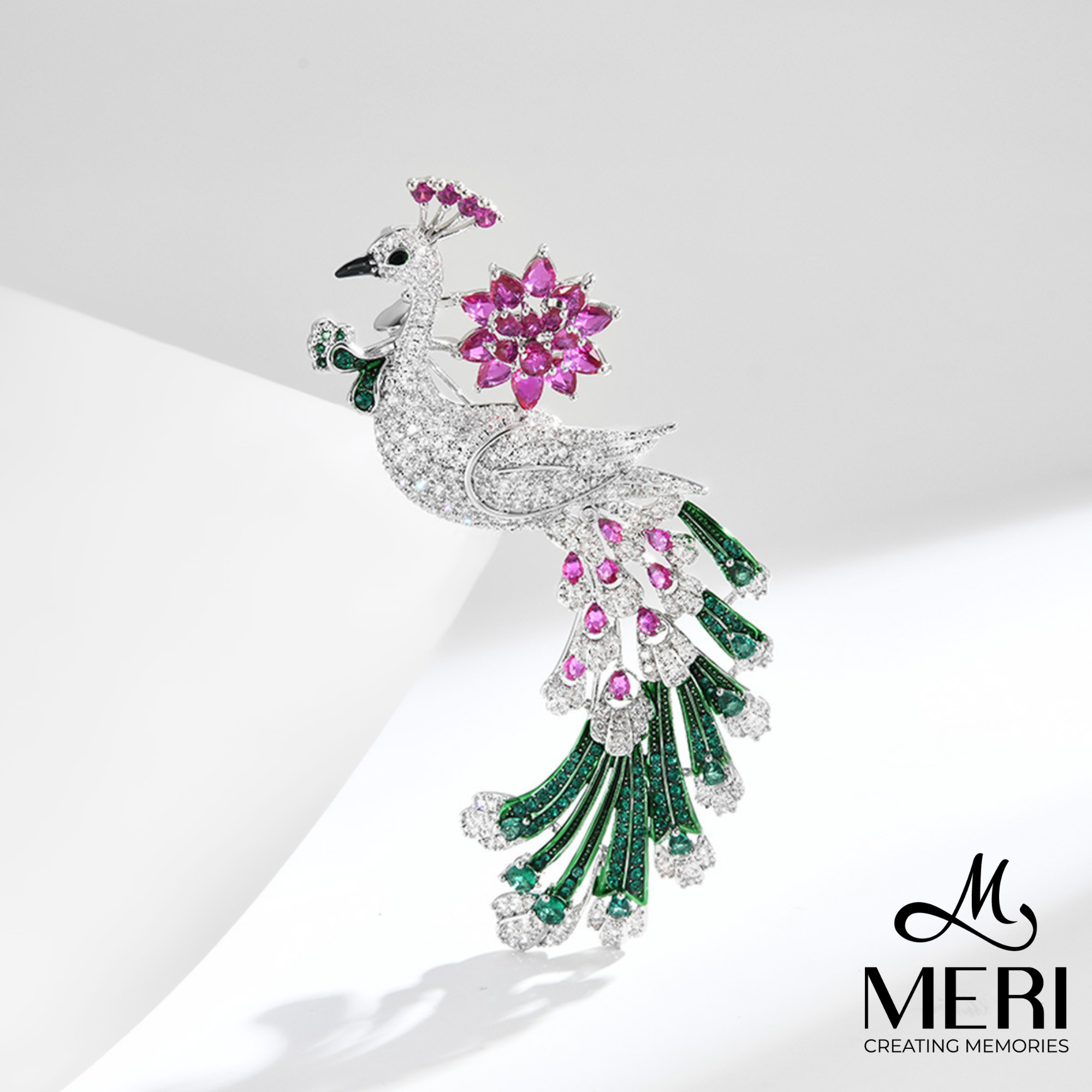  Cài áo Peacock Bloom 
