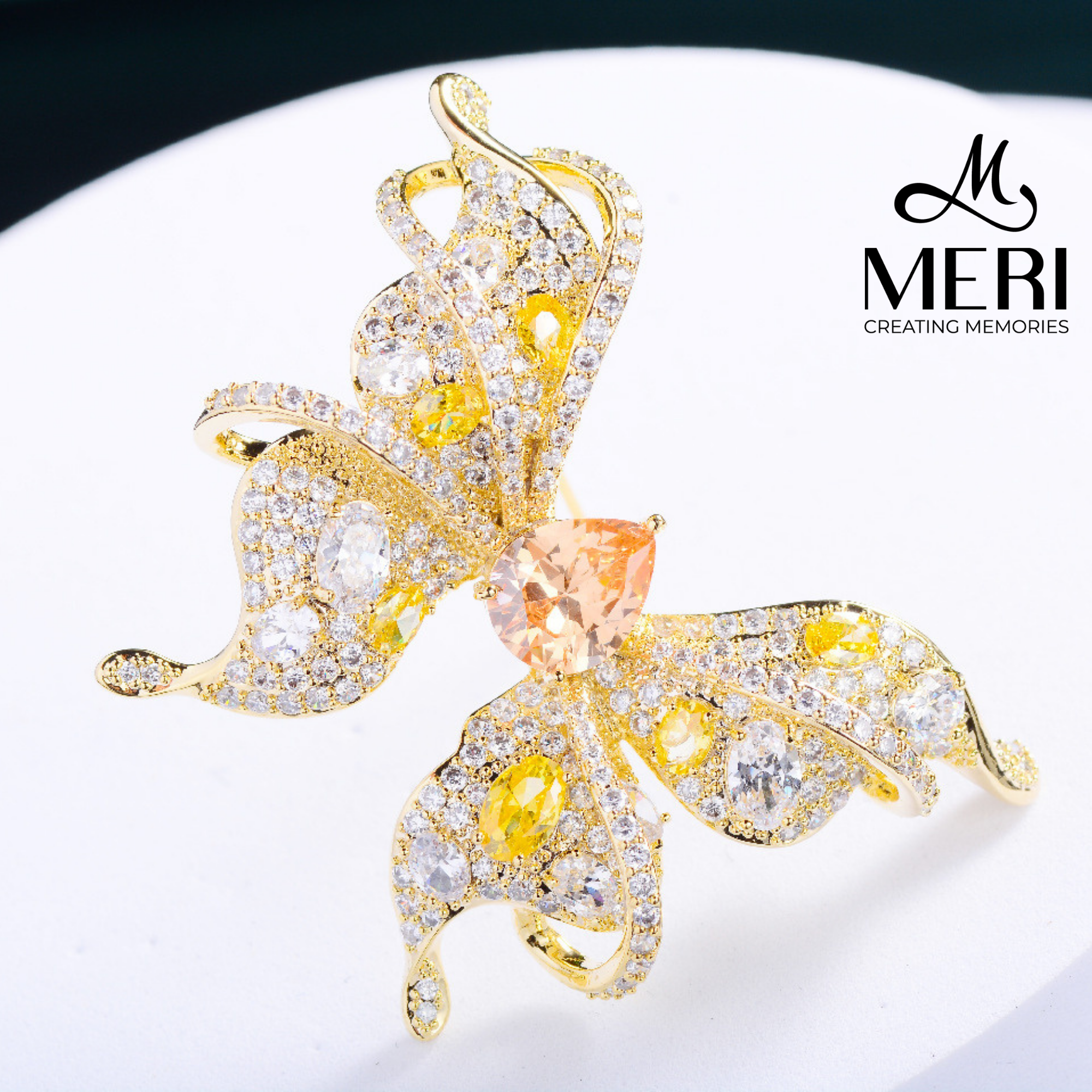  Cài áo Charming Wings 