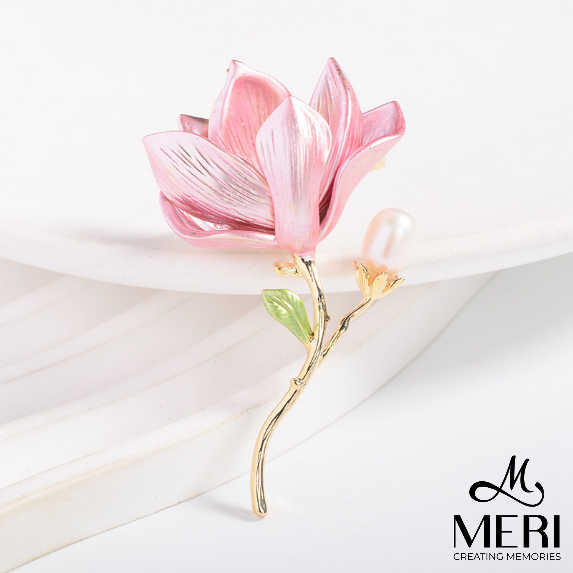  Cài áo Charming Blossom 