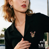  Cài áo Shimmering Petals 