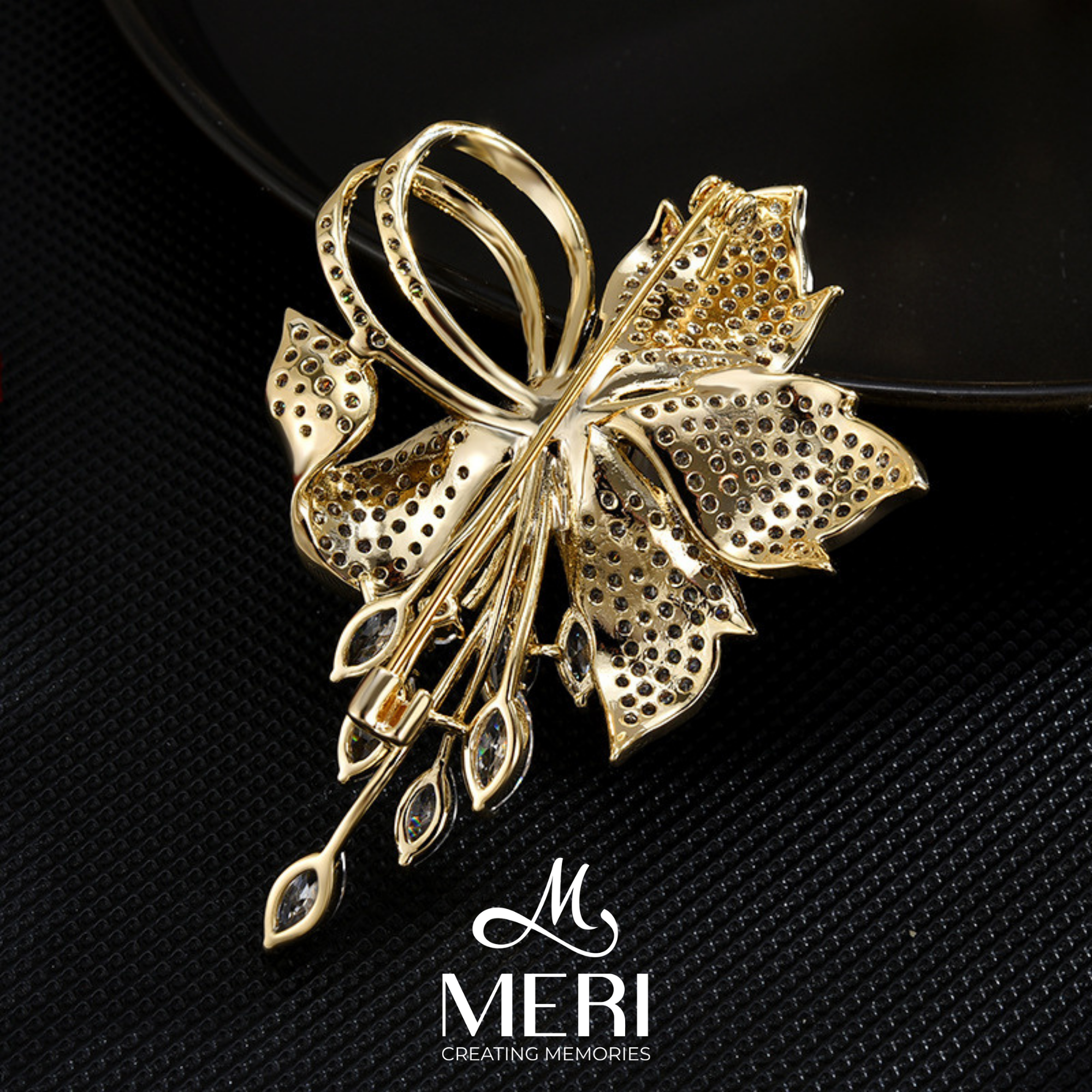  Cài áo Glowing Flower 