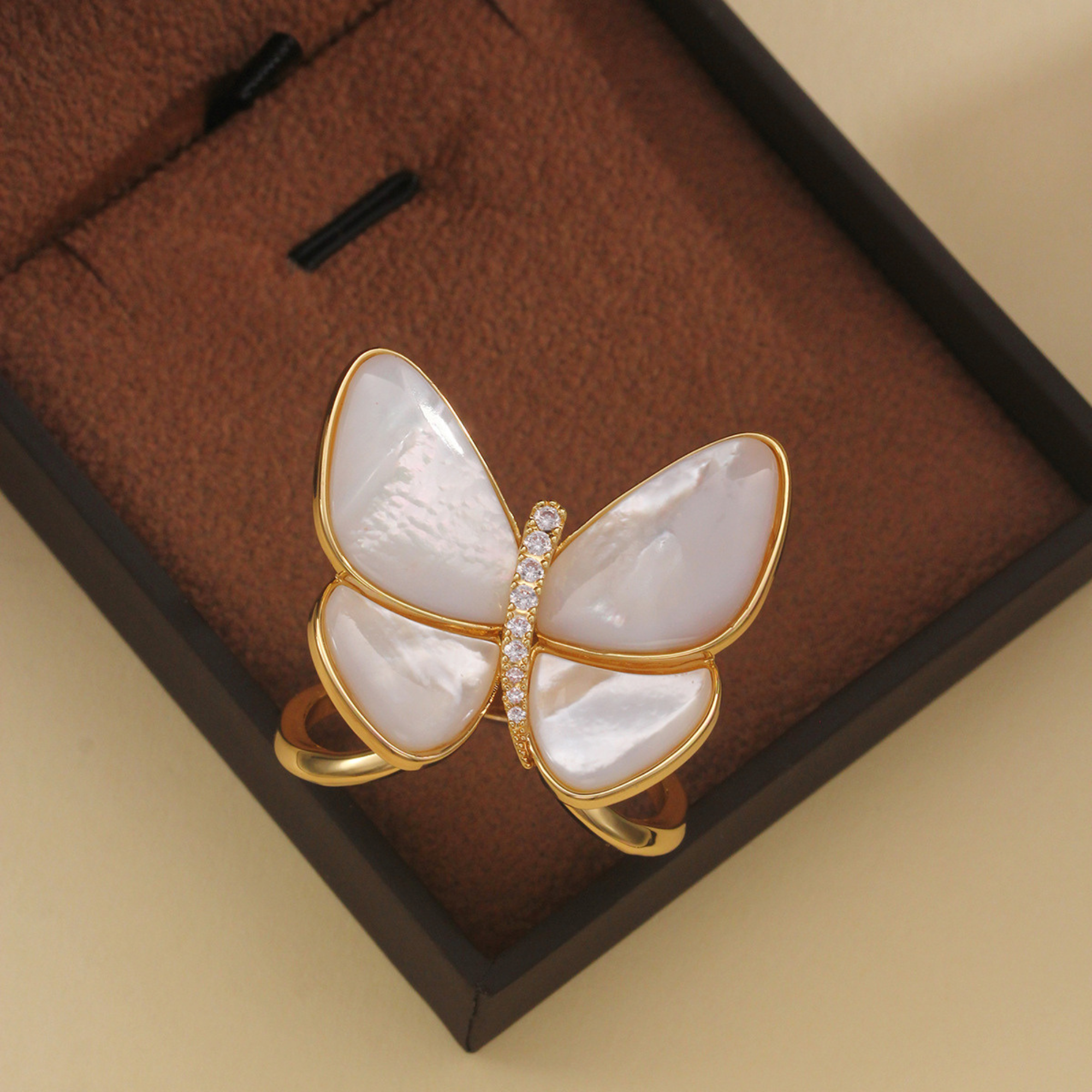  Cài khăn Pearl Wings 