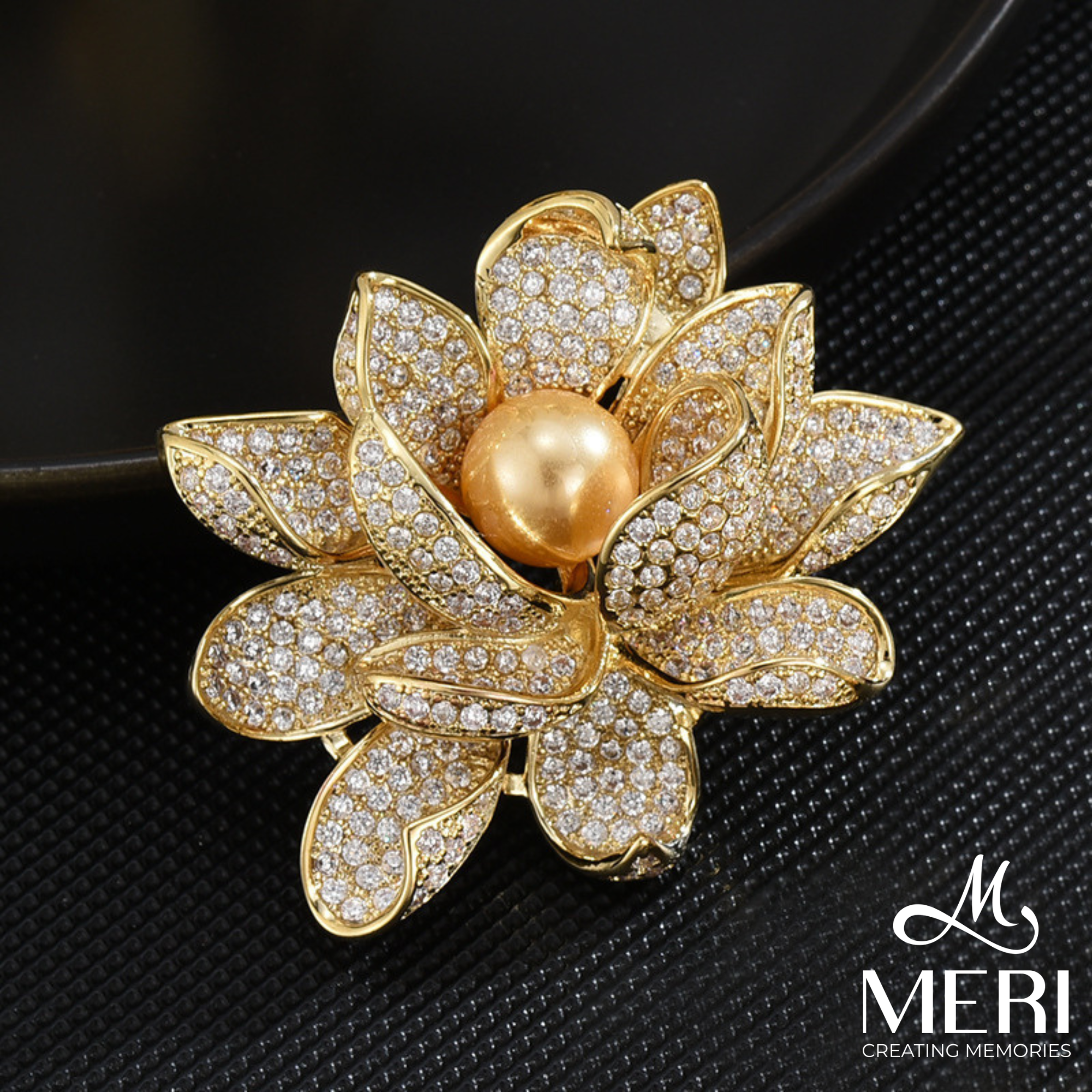  Cài áo nữ Gentle Lotus 