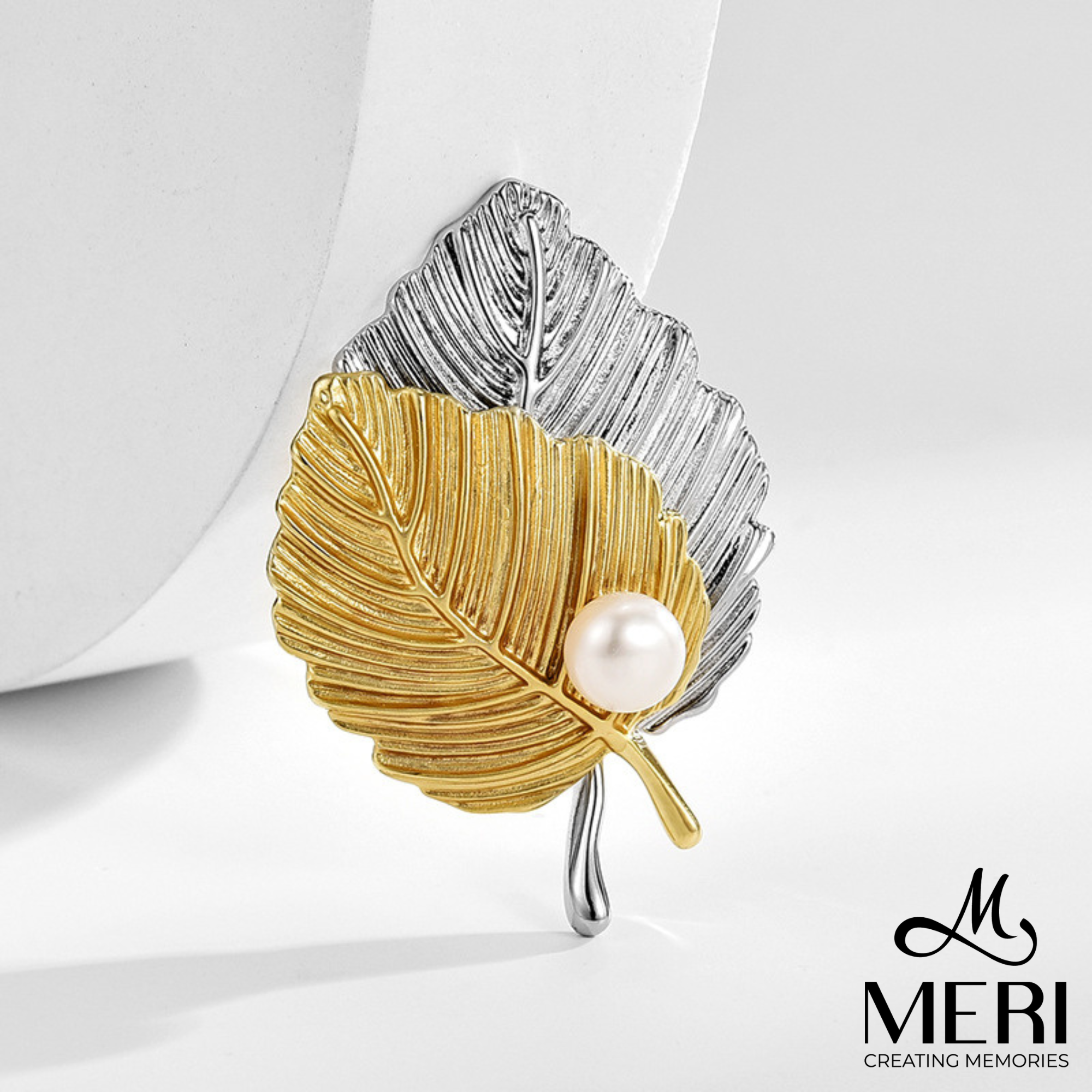  Cài áo Autumn Leaf 