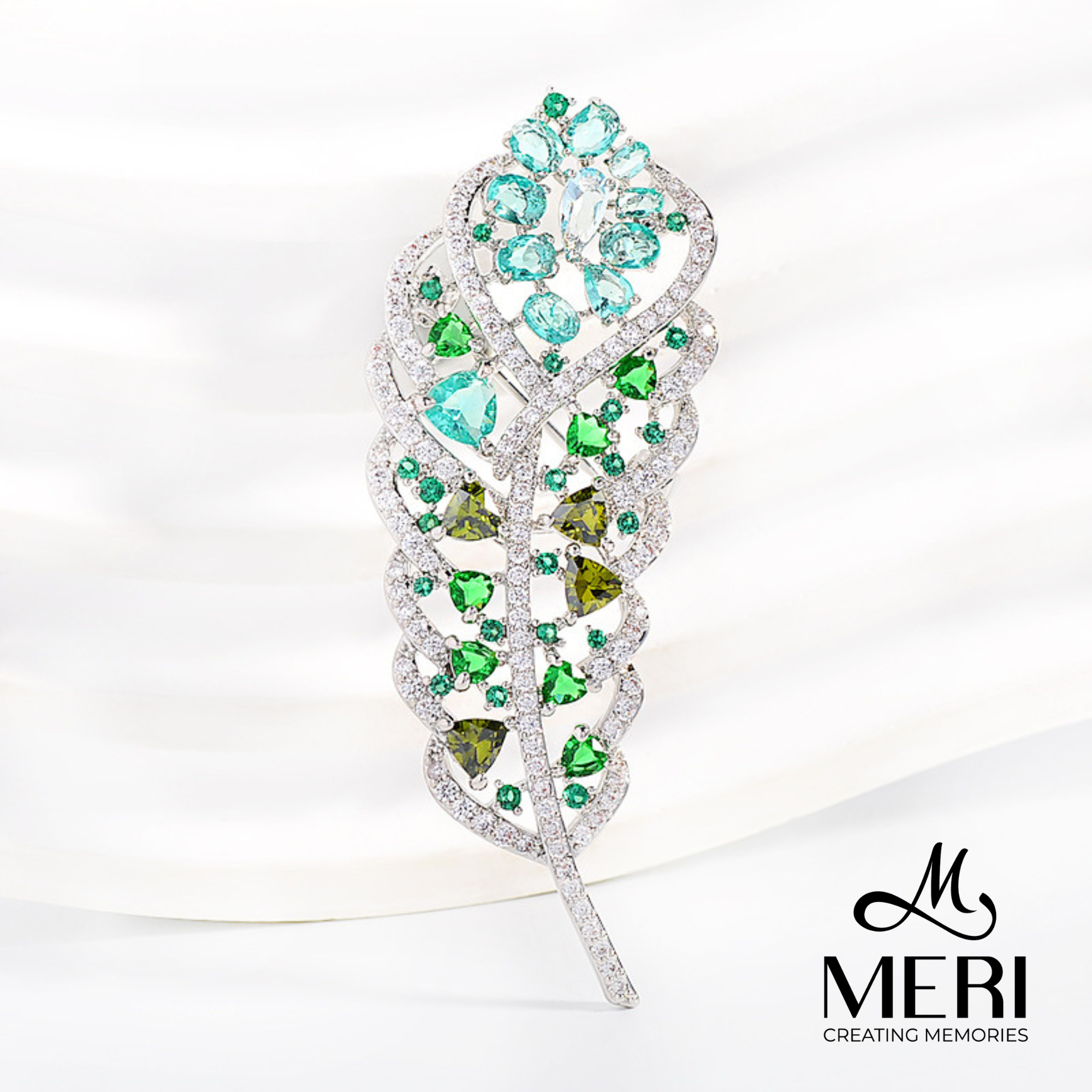  Cài áo Emerald Whisper 