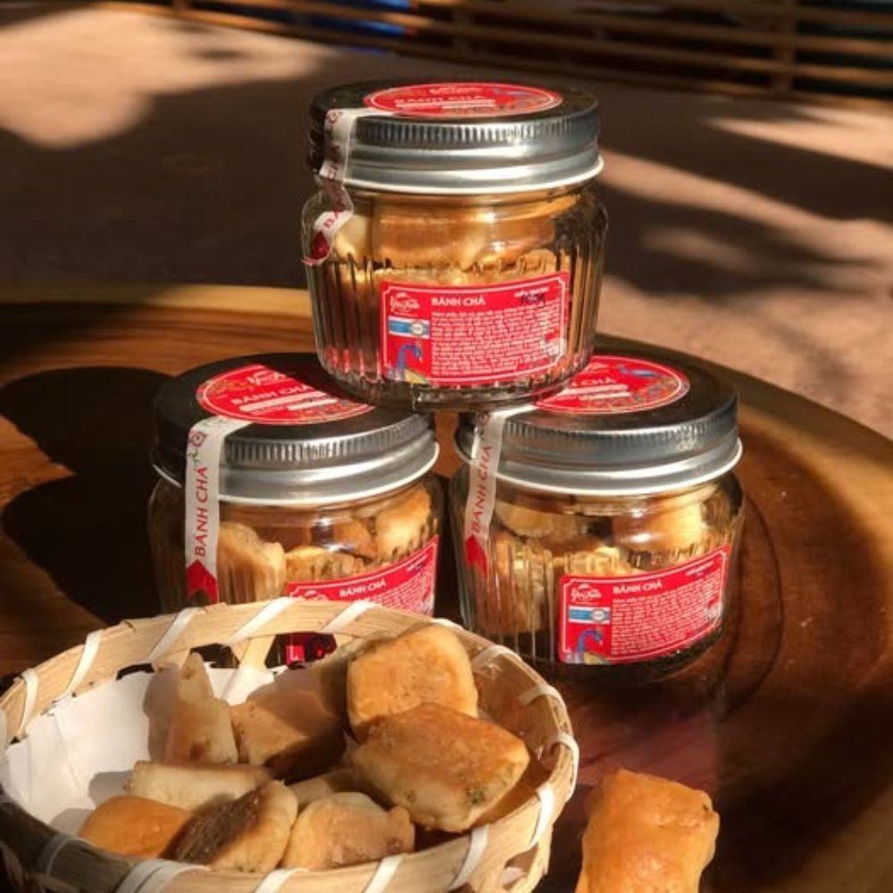 BÁNH CHẢ (SWEET MEAT PIE)