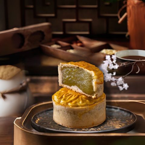  BÁNH NƯỚNG CỐM (BAKED MOONCAKE WITH YOUNG GREEN RICE) 