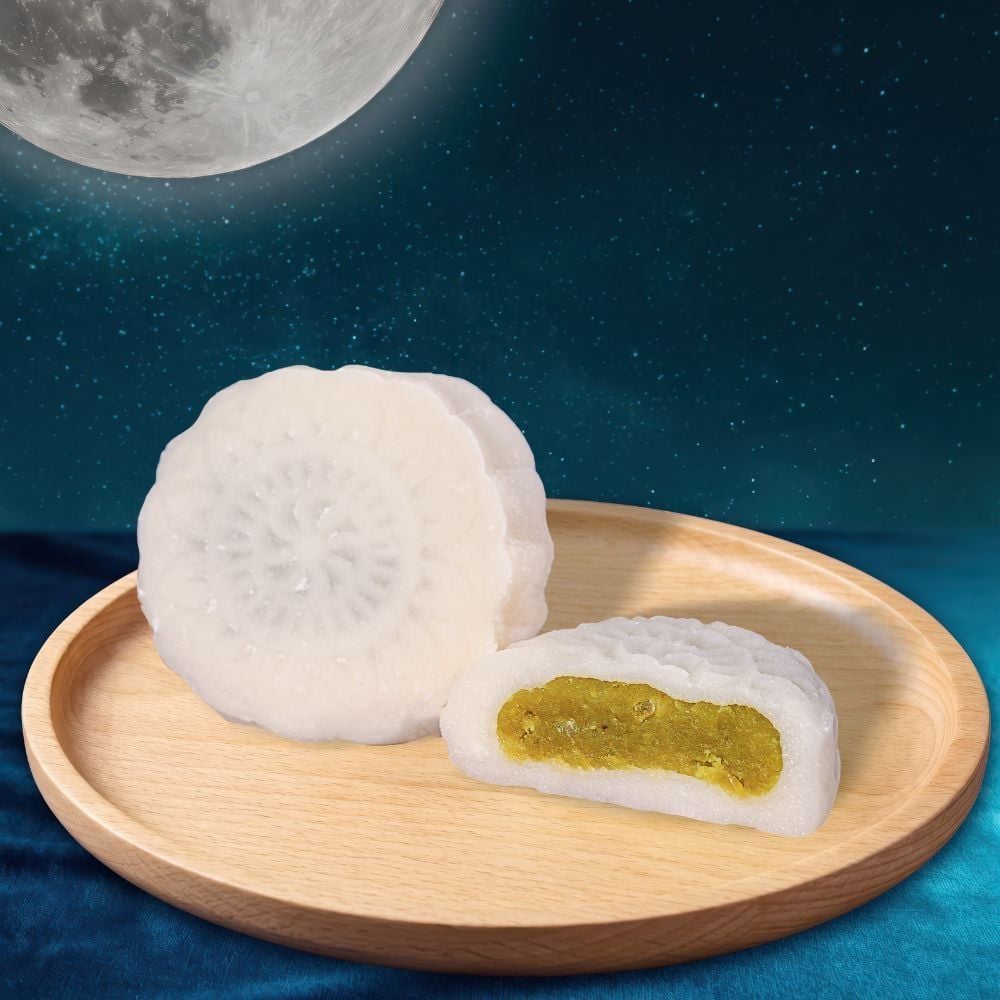 BẢNH DẺO CỐM DỪA (COCONUT AND GREEN RICE STICKY RICE MOONCAKE)