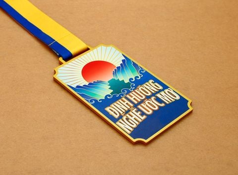  HUY CHƯƠNG TẠO HÌNH TÙY CHỈNH - ĐỊNH HƯỚNG NGHỀ ƯỚC MƠ 