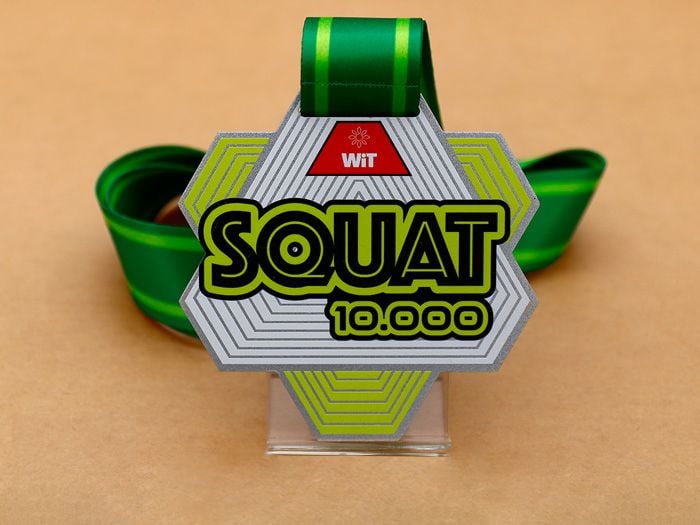 HUY CHƯƠNG TẠO HÌNH TÙY CHỈNH - SQUAT 10.000