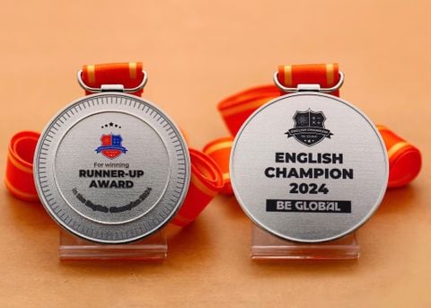  HUY CHƯƠNG TRÒN - ENGLISH CHAMPION 