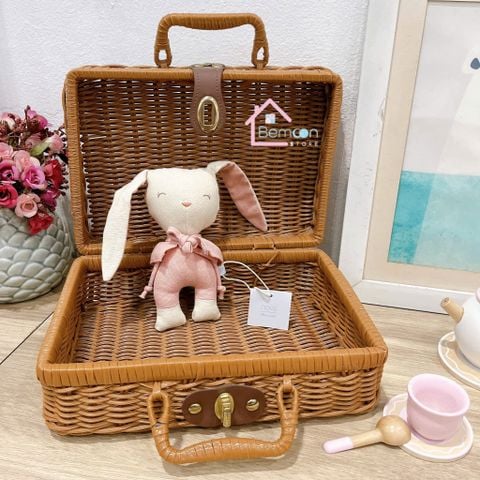 Gấu bông Usagi Rabbit cổ áo hồng Nous S