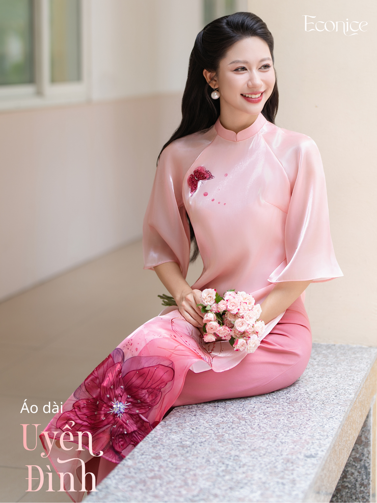 Set áo dài cách tân nữ đính kết Econice Uyển Đình