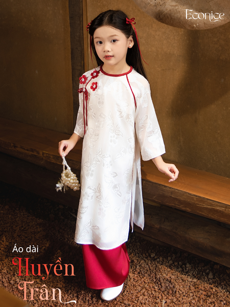 Áo dài cách tân bé gái Econice Huyền Trân