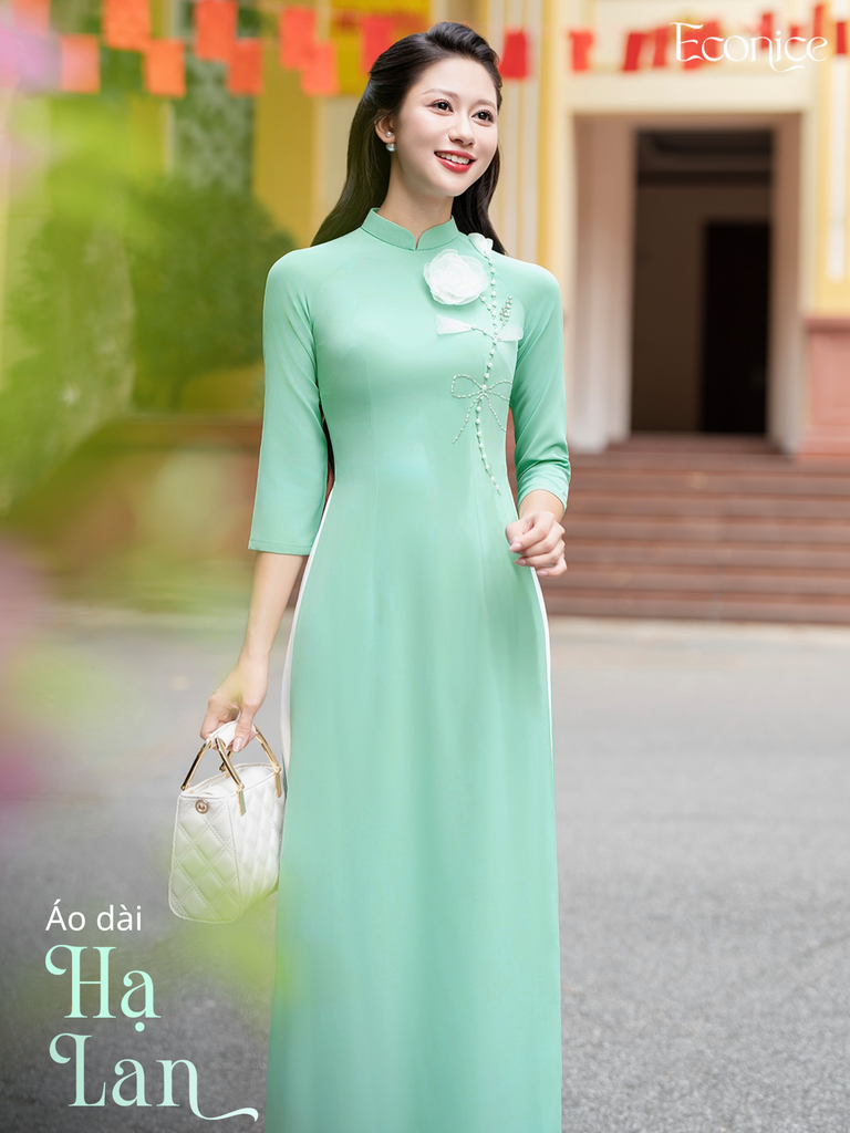 Set áo dài nữ truyền thống đính kết Hạ Lan