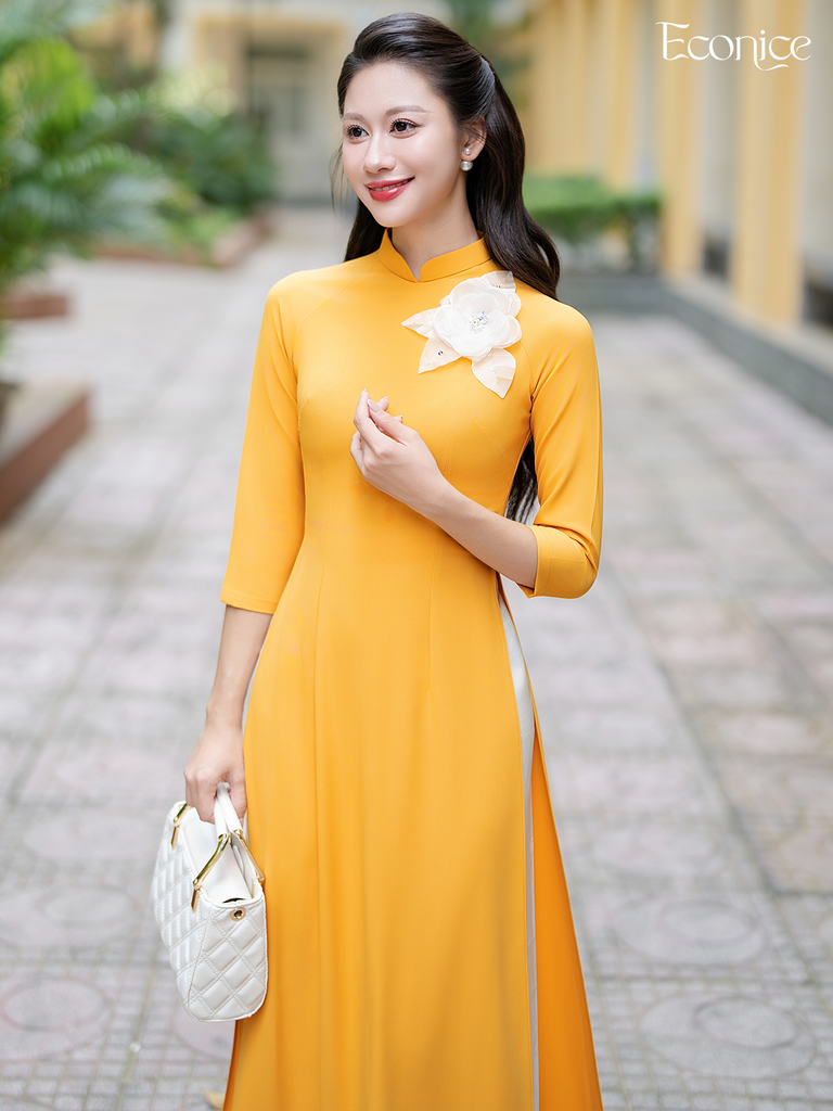 Set áo dài nữ truyền thống đính kết Linh Châu