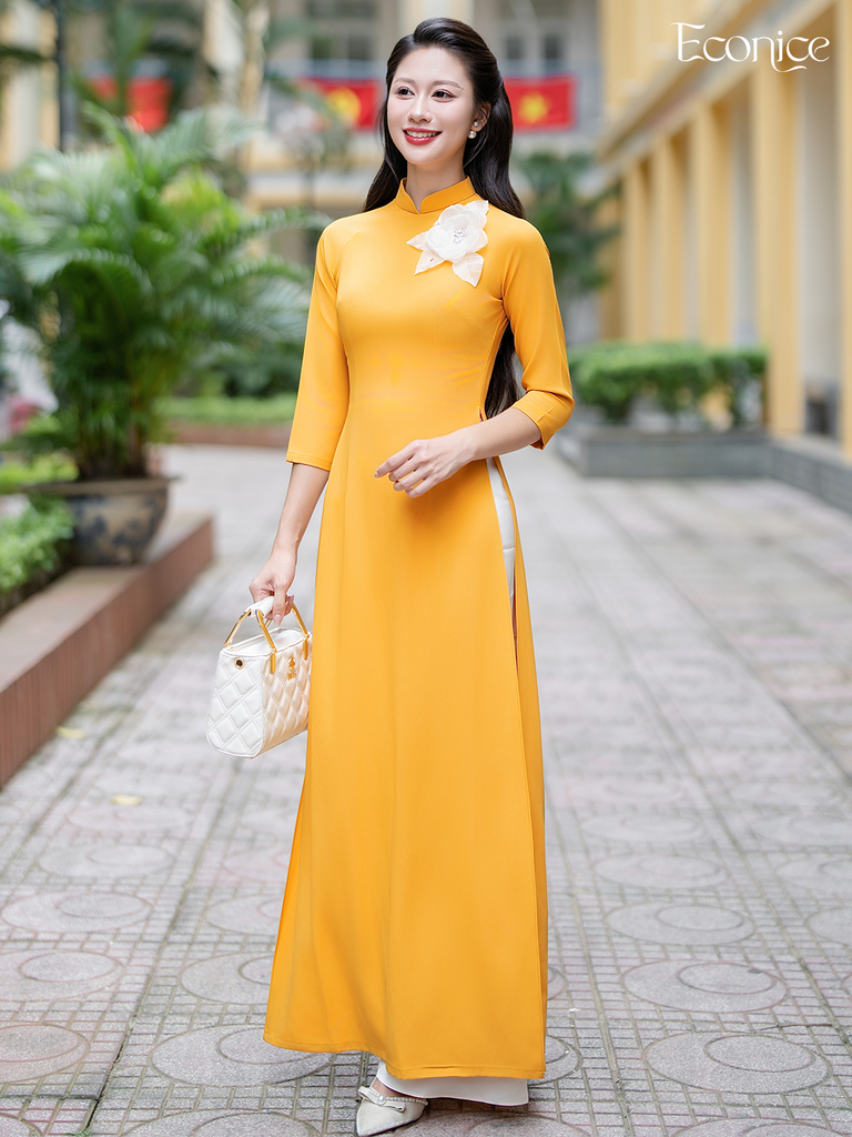 Set áo dài nữ truyền thống đính kết Linh Châu