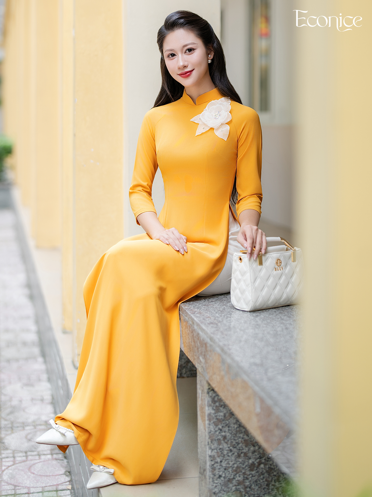 Set áo dài nữ truyền thống đính kết Linh Châu