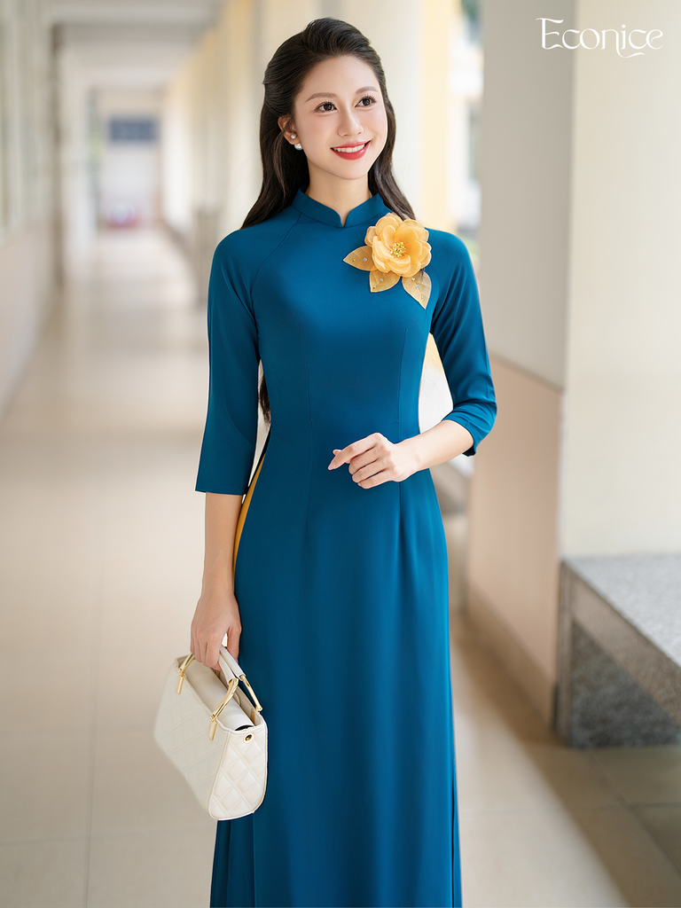 Set áo dài nữ truyền thống đính kết Cẩm Tú