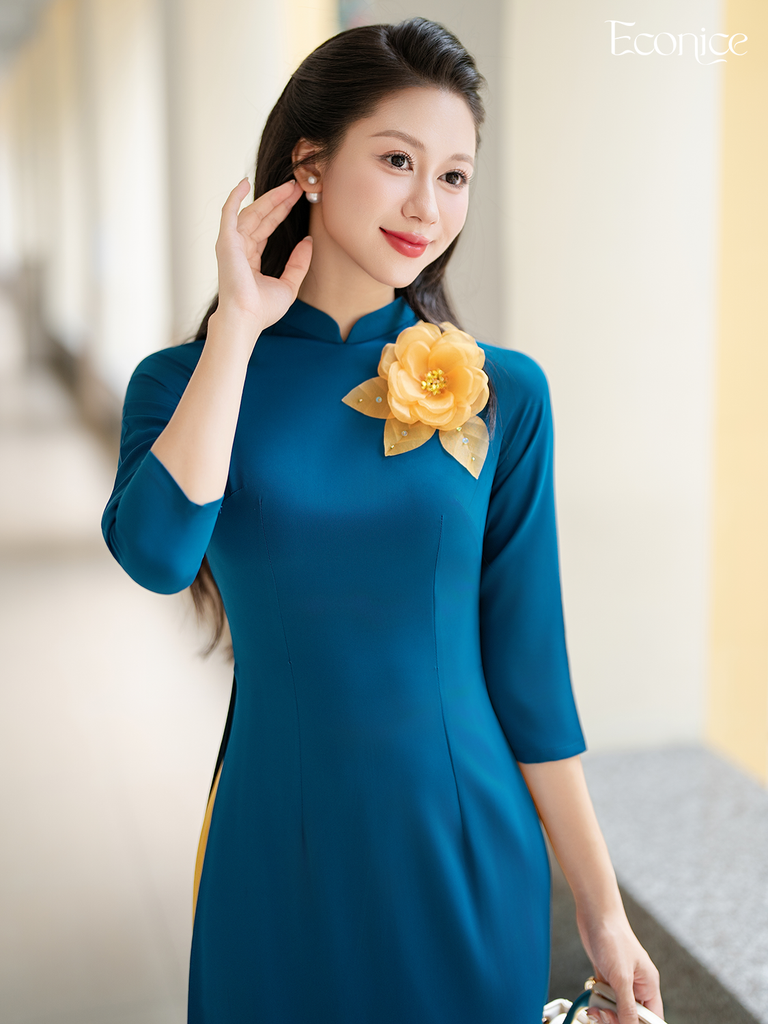 Set áo dài nữ truyền thống đính kết Cẩm Tú
