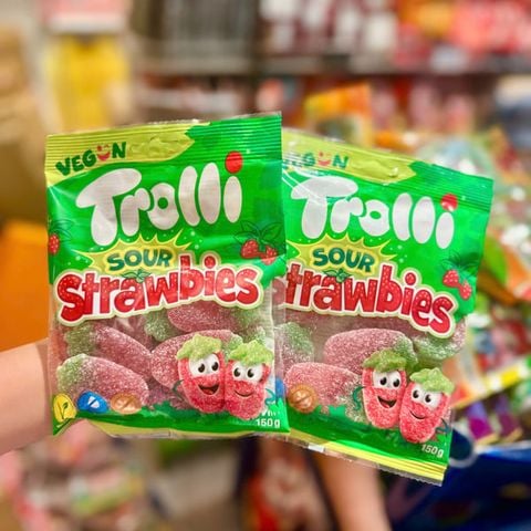 Kẹo Dẻo Trolli Sour Strawbies 150G