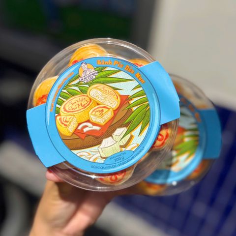 Bánh Pía Dừa Non