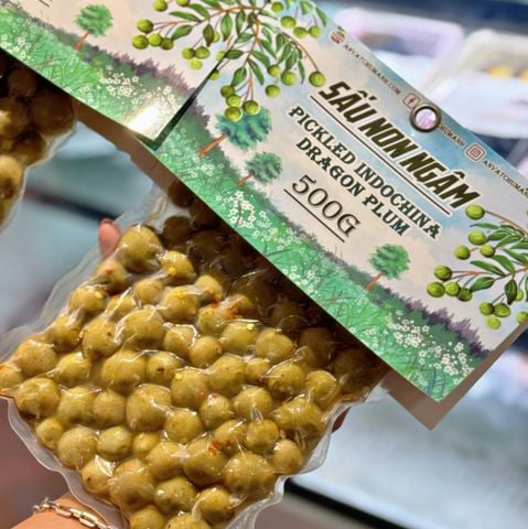 Sấu Non Ngâm Chua Cay