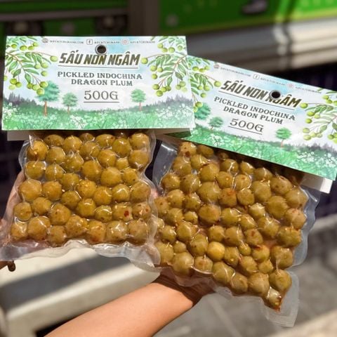 Sấu Non Ngâm Chua Cay