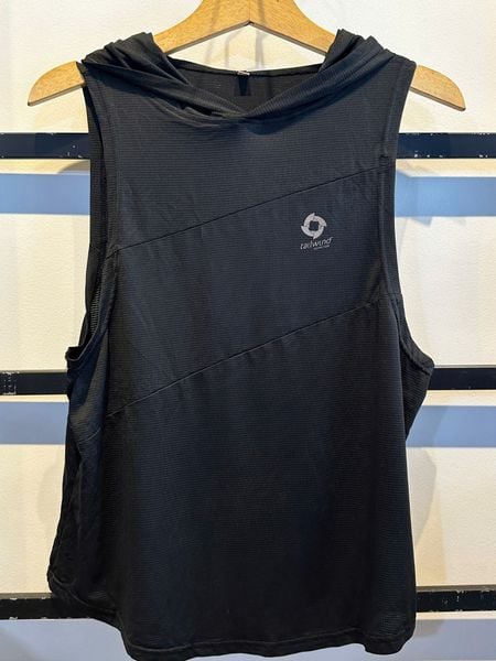  Áo Thể Thao Singlet Tailwind Black Có Nón 
