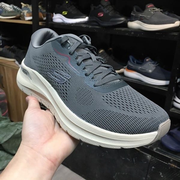 Giày thể thao nam Skech Archfit đế cao - Ghi viền đỏ