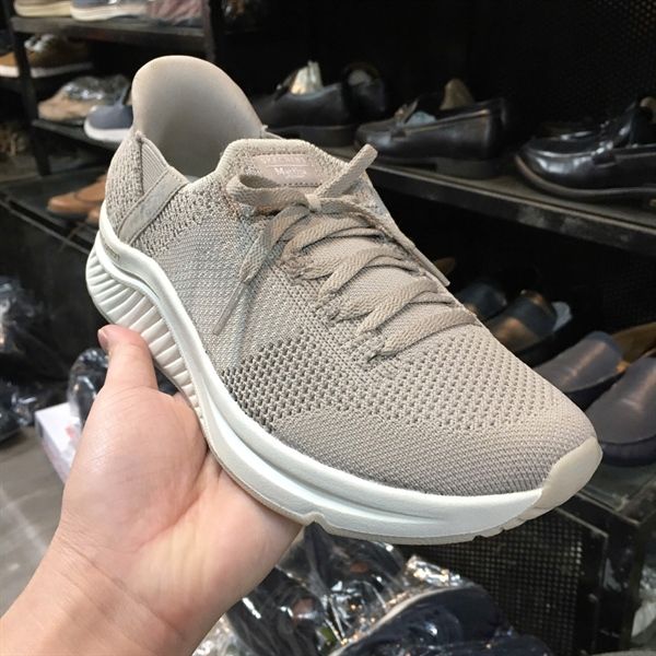 Giày thể thao cổ chun dây giả Skech Swift Fit- Nâu nhạt