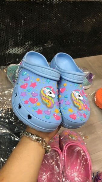 Dép Crocs bé gái Ske xanh biển - 01