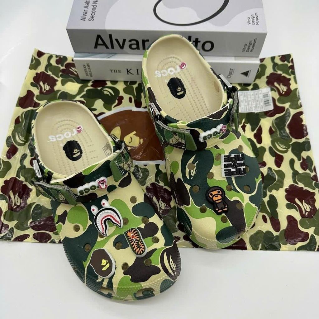 Sục Crocs CLog Xanh bộ đội