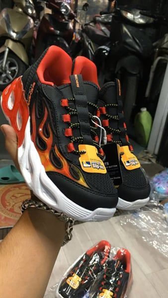 Giày Skech bé trai Hot Wheels