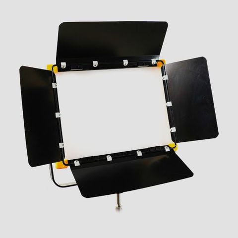 Đèn Led Quay Phim Chuyên Nghiệp Proton DL1200B kèm cánh Bamdoor (3200K-5600K)