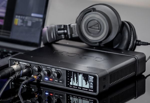 Sound card Motu Ultralite MK5 - Sound card thu âm