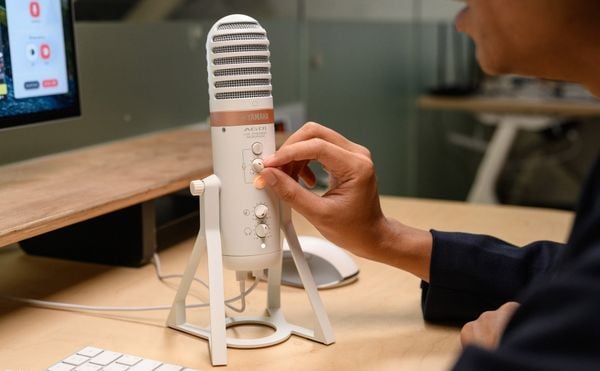 Micro thu âm YAMAHA AG01 - Micro cổng USB All in One Livestream