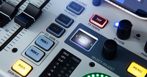 Mixer Behringer FLOW 8 - Bàn trộn âm thanh all in one