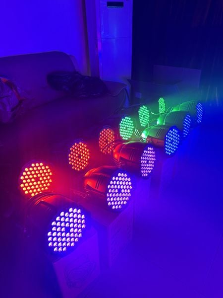 Đèn sân khấu, đèn par led 54 bóng x 3W full màu LSK-54F